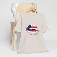 Patriotic Kiss Graphic Tee | Unisex Casual Top, Fourth of July Shirt, Summer Outfit, Gift for Her, USA Pride Wear