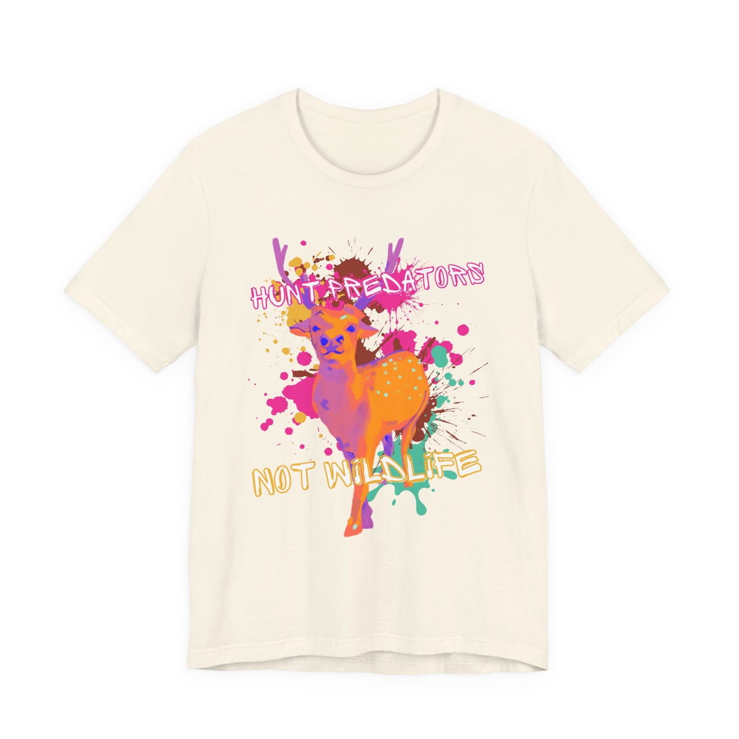 Cream Tee with Colorful wildlife hunt predators